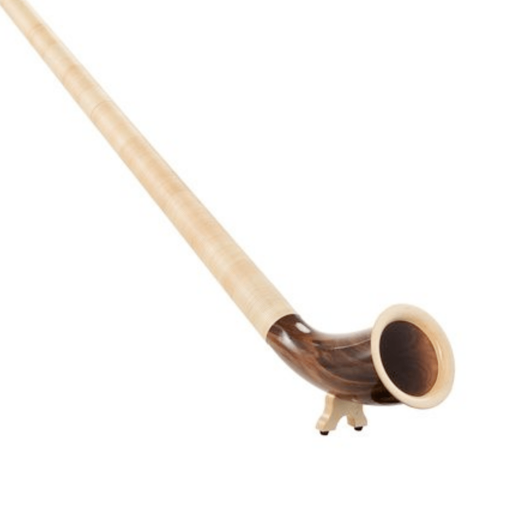 Alpenhoorn – helder en ver dragend, het is de stem van de Alpen